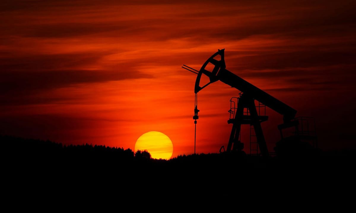 Institutional Capital Hedges Inflation Shock with AI and Crypto Adoption as Oil Breaches $100